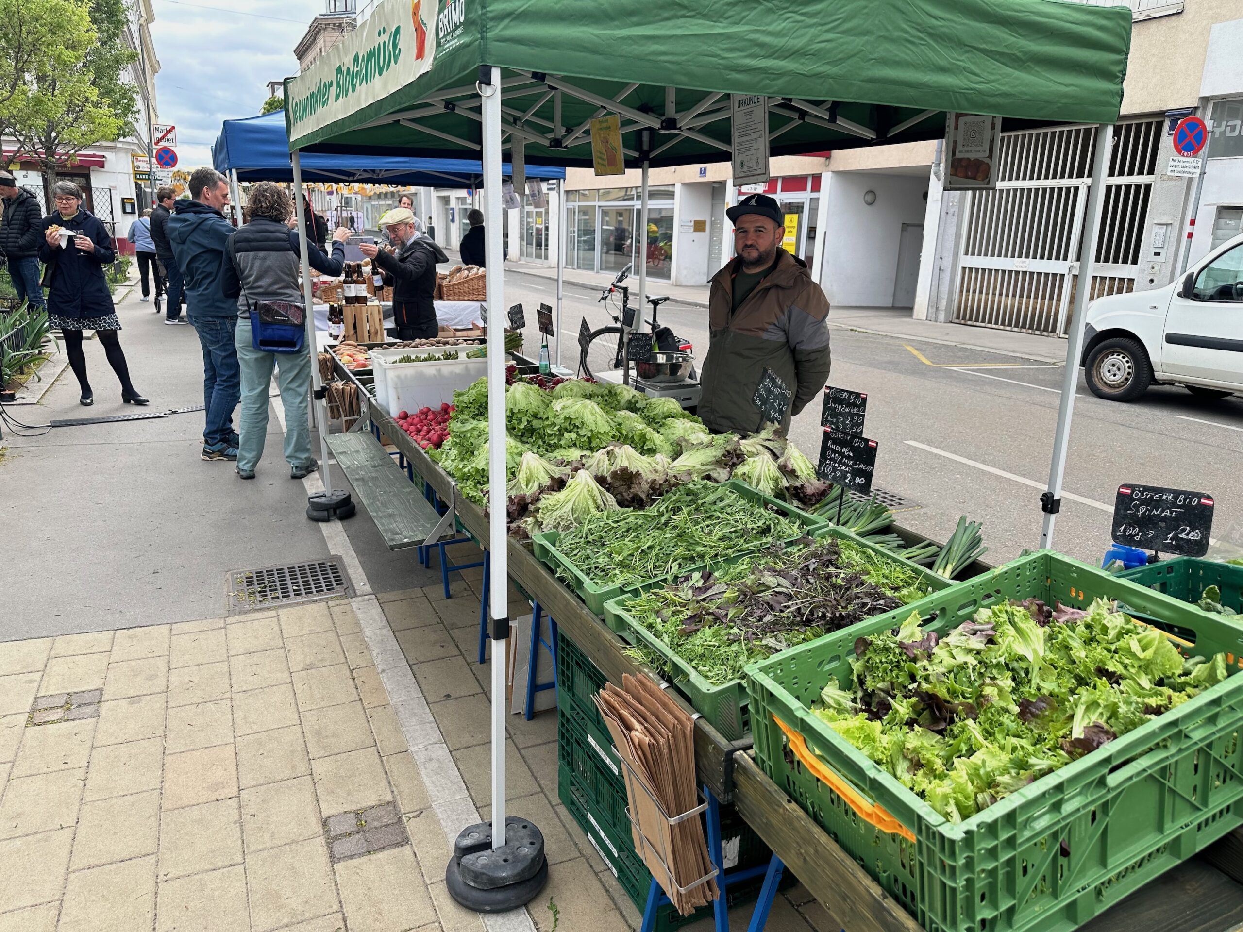 Der Wochenmarkt am Vogl-Platz ist zurück